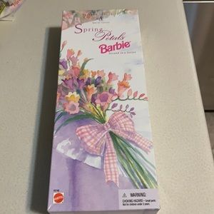 Barbie- Avon Spring Petals Special Edition